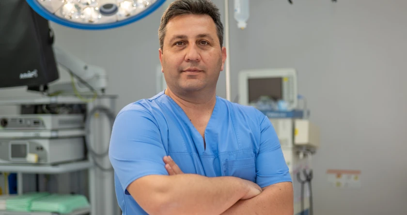 Dr. Stefan Tuca